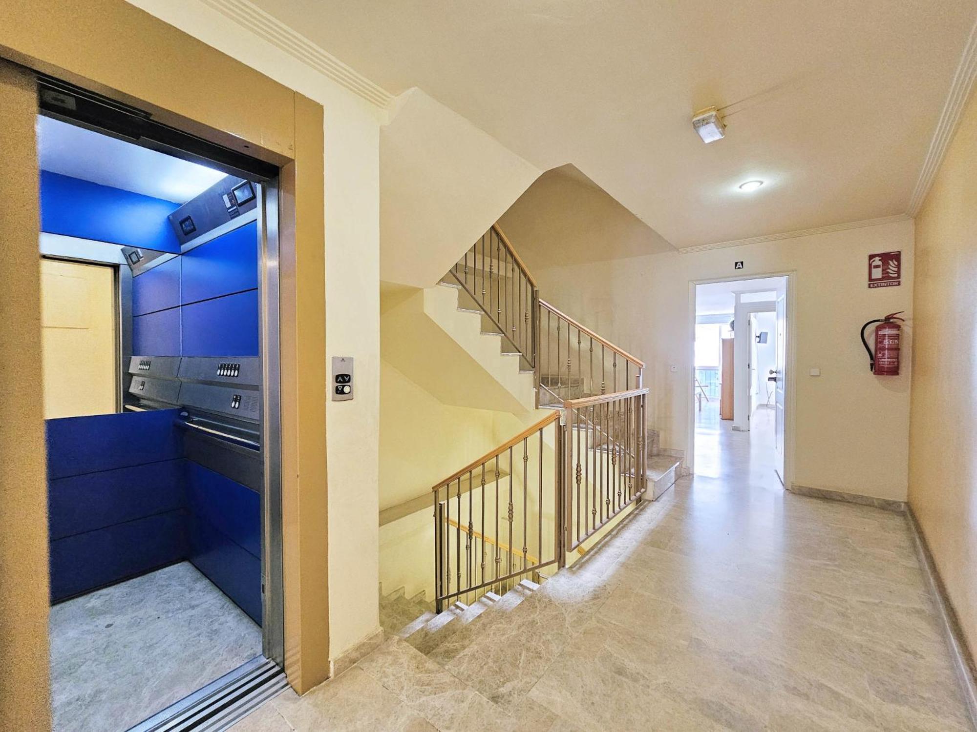 Apartamentos Nuevo Edificio Alba Cartagena Centro Parking Eksteriør billede